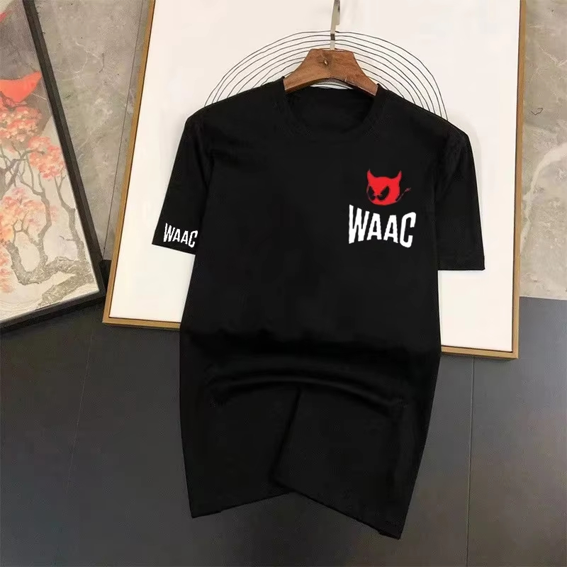 Streetwear Brand Red Logo - Czarna Klasyczna Koszulka z Logo Red