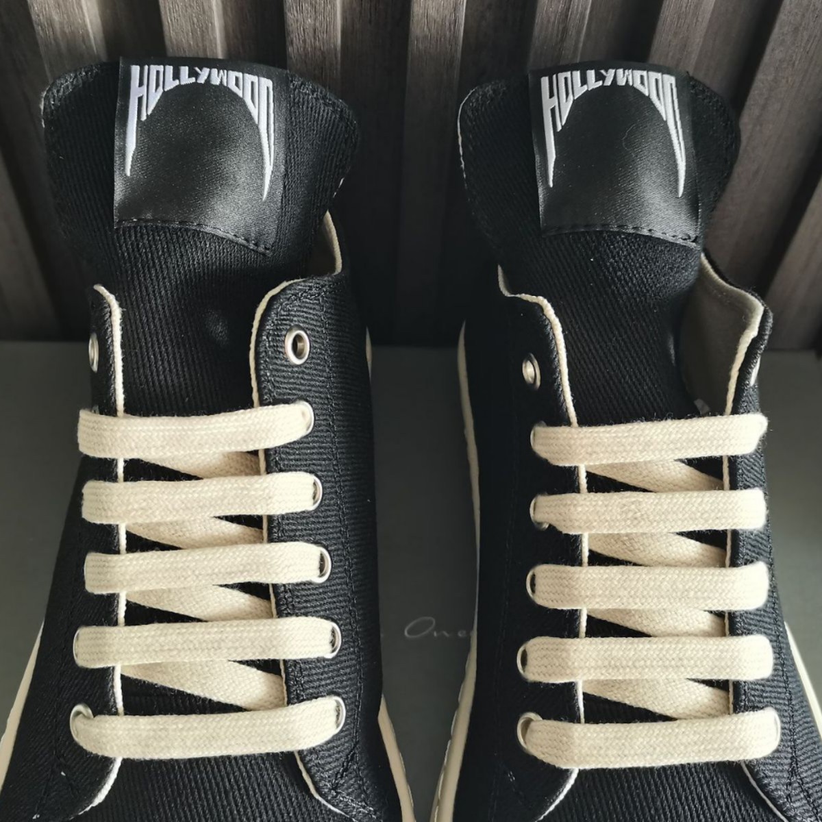 Klasyczne markowe damskie buty – Streetwear Brand Designs recenzja i cena